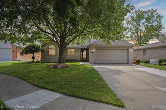 41250 Scarborough Ct, Clinton Township, MI 48038
