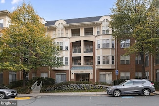 11775 Stratford House Place Unit 206, Reston, VA 20190