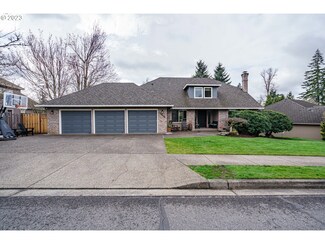 13356 SE Kaitlin Way, Clackamas, OR 97015