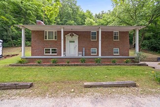 69 Brookstone Ln, Ona, WV 25545