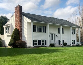 33 Blackstone St, Mendon, MA 01756