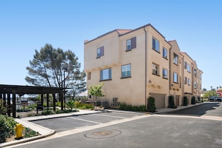 1574 Fortaleza Way Unit 25, Vista, CA 92081