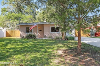 6172 Mercer Cir E, Jacksonville, FL 32217