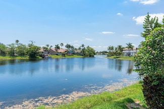 11330 Lake Shore Dr, Hollywood, FL 33026