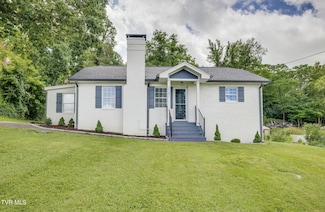 3528 Crestwood Dr, Kingsport, TN 37664