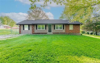 8210 Sara Ln, Georgetown, IN 47122