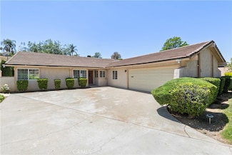 5655 Via Mensabe, Riverside, CA 92506