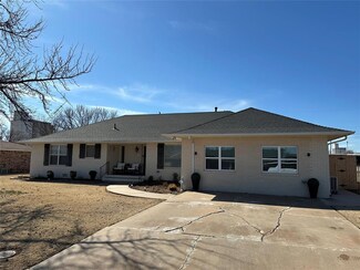 108 N Phillips St, Okeene, OK 73763