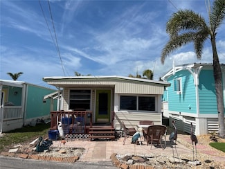 2601 Gulf Dr N Unit B16, Bradenton Beach, FL 34217