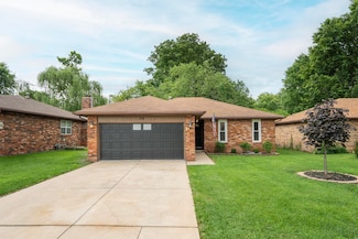 210 N Cedarbrook Ave, Springfield, MO 65802