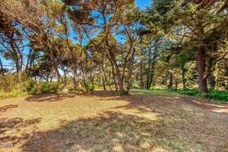 11385 NW Pacific Coast Hwy, Seal Rock, OR 97376