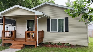 622 13th St, Ames, IA 50010