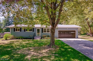 6726 Grove Rd, Clinton, OH 44216