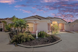 1308 Santa Maria Ave, Lady Lake, FL 32159