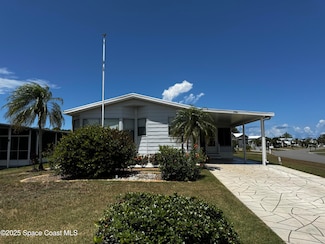 1300 Barefoot Cir, Sebastian, FL 32976
