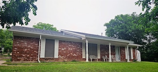206 Vanshire Rd E, Lakeside, TX 76108