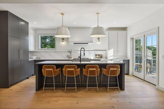 4243 Valley View Rd, Edina, MN 55424