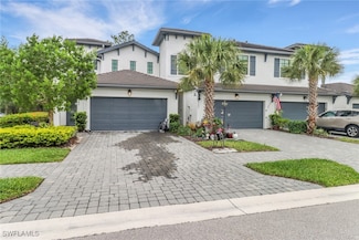 7501 Carnegie Way, Naples, FL 34119