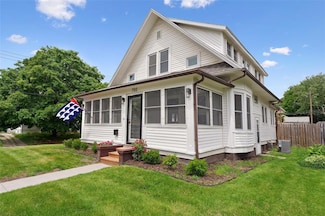 700 Wisconsin Ave, Des Moines, IA 50316