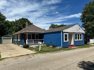 1002 Hoyne St, Streator, IL 61364