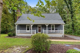 10179 Suzanne Dr, Mechanicsville, VA 23116