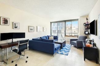 22 W 15th St Unit 15E, New York, NY 10011