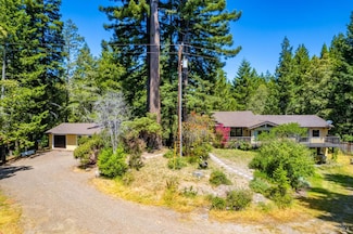 7701 Signal Ridge Rd, Philo, CA 95466