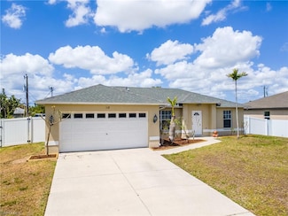 118 NE 9th Ct, Cape Coral, FL 33909