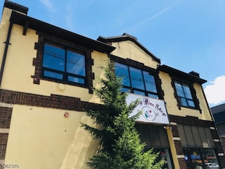 558 Franklin Ave Unit 1, Nutley, NJ 07110