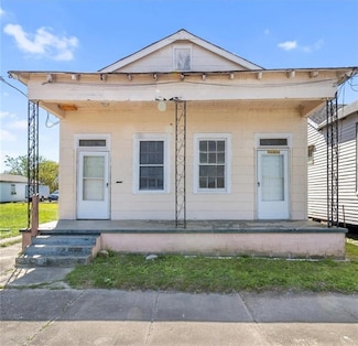 214 Richard St, Gretna, LA 70053