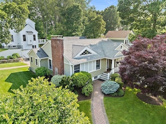141 Cornell St, Newton Lower Falls, MA 02462