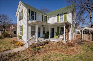 511 W Pecan St, Rogers, AR 72756