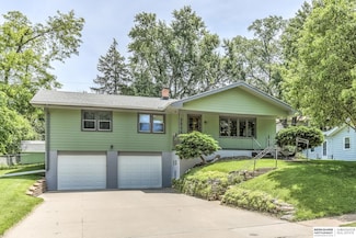 3029 S 109th St, Omaha, NE 68144