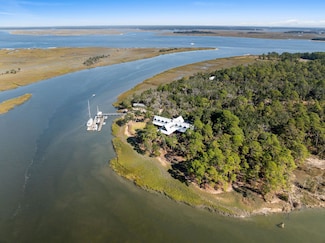 12 Beachview Ln, Edisto Island, SC 29438