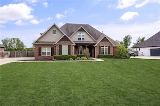 203 Chattin Cir, Bentonville, AR 72712