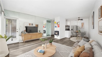 4431 Don Ricardo Dr Unit 20, Los Angeles, CA 90008