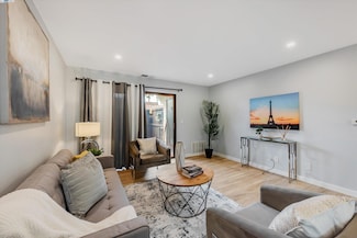 39865 Cedar Blvd Unit 141, Newark, CA 94560