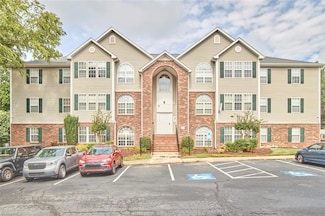 814 Scholastic Dr Unit 814, Winston Salem, NC 27106