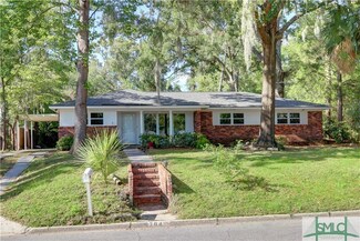 704 Early St, Savannah, GA 31405