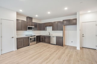 6093 Bridgecross Dr, Sacramento, CA 95835