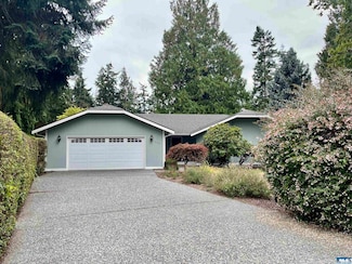 145 Fairway Place, Sequim, WA 98382
