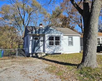 2214 Riverside Dr, Lake Station, IN 46405