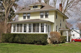 6105 East Ave, Newfane, NY 14108