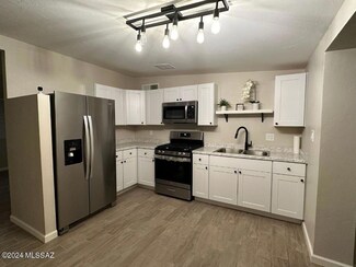 1218 E Kentucky St, Tucson, AZ 85714