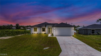 420 Yolanda St, Lehigh Acres, FL 33972