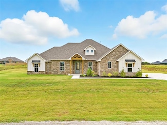 4449 Raymond Ln, Guthrie, OK 73044