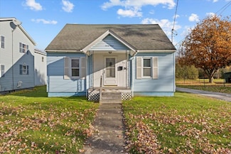 33 Walnut St, Saint Albans, VT 05478