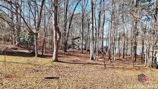 1031 Edgewater Ct, Greensboro, GA 30642