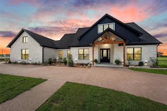 113 Water View Ln, Waco, TX 76704