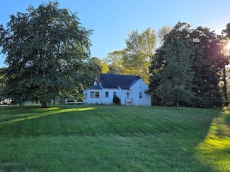 10740 Kings Hwy, Montross, VA 22520